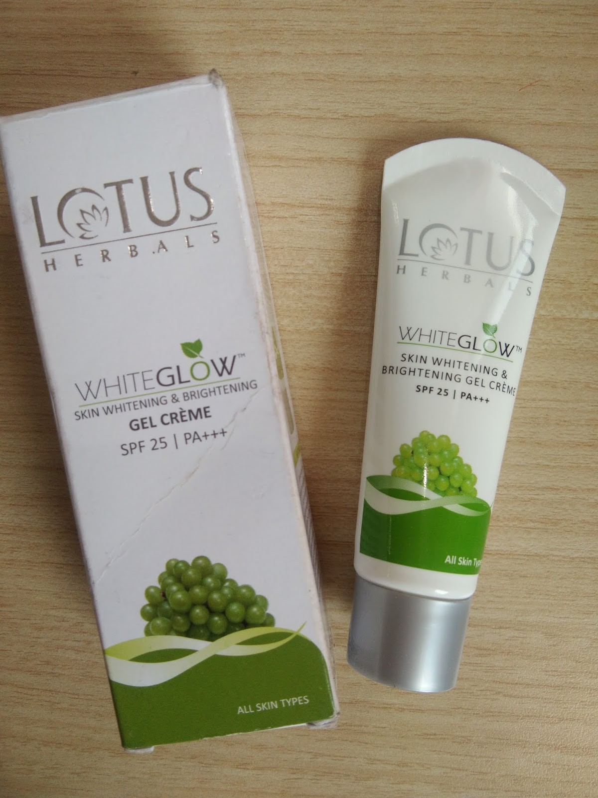 Lotus Herbals Whiteglow Skin Whitening & Brightening Gel Cream SPF-25 I PA+++, 15g