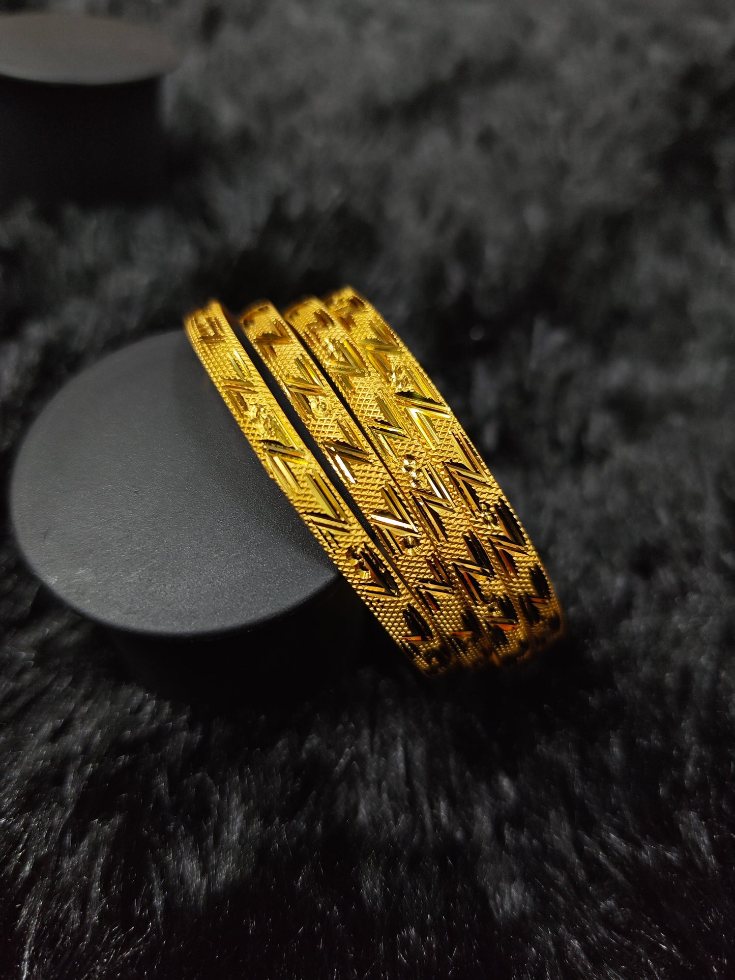 gold covering bangles 5290