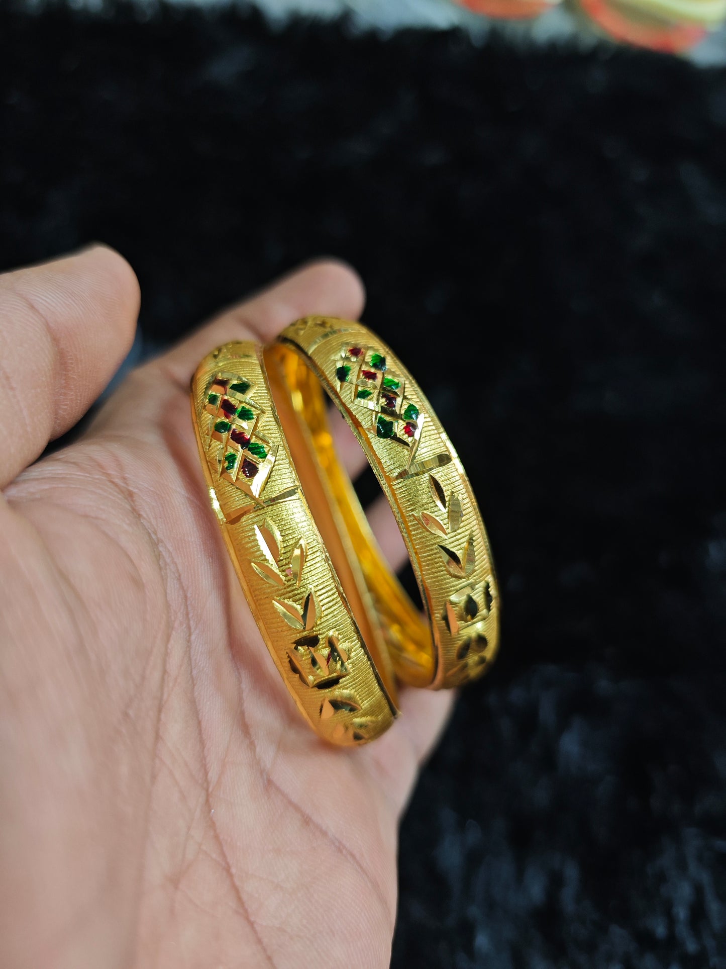 gold covering bangles 1900