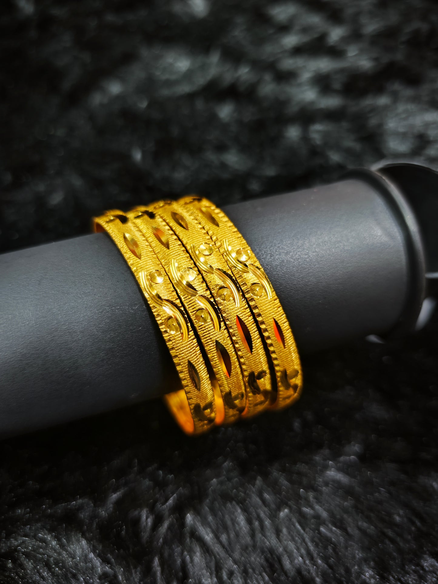 gold covering bangles 7030