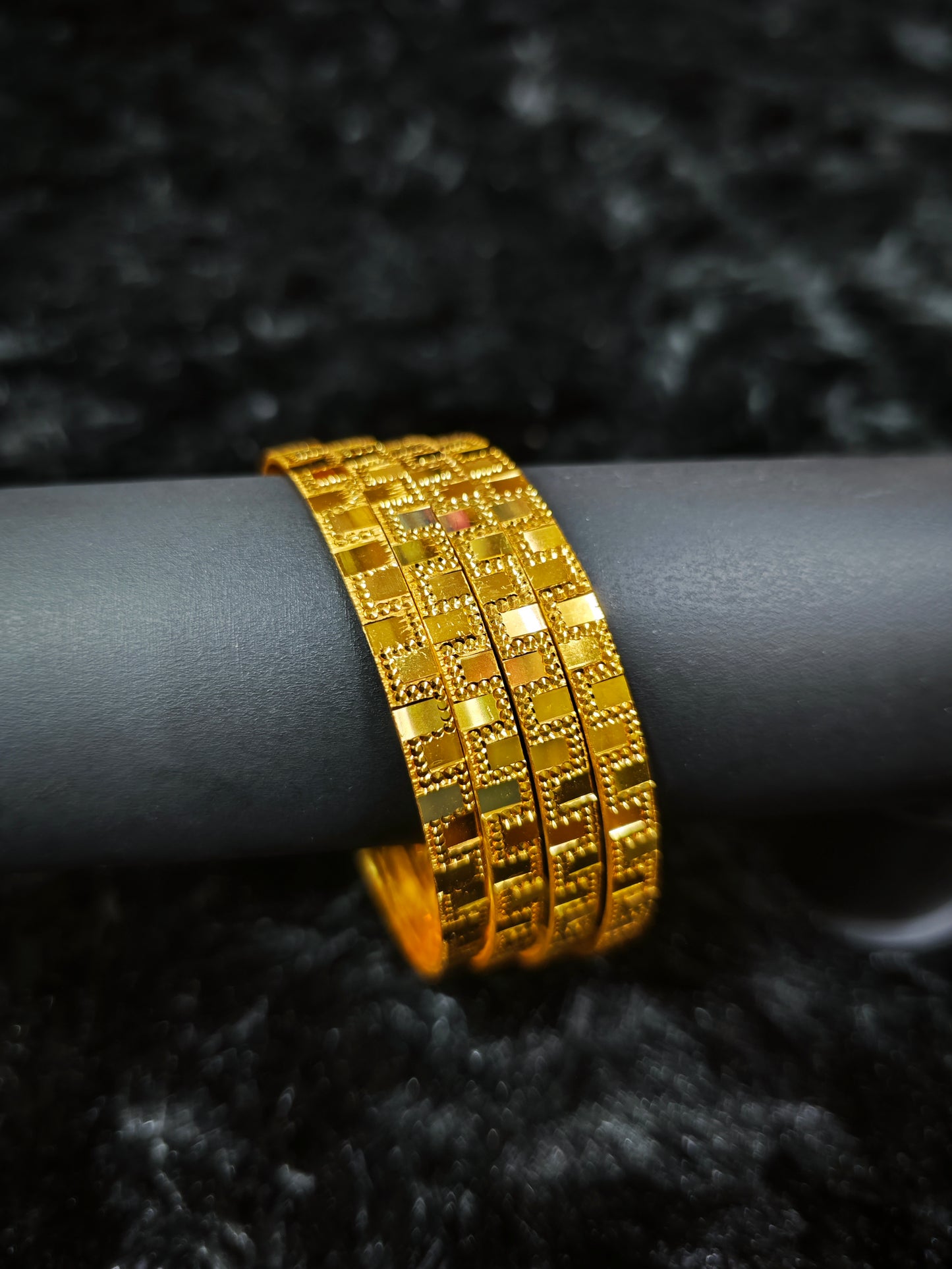 gold covering bangles 7400