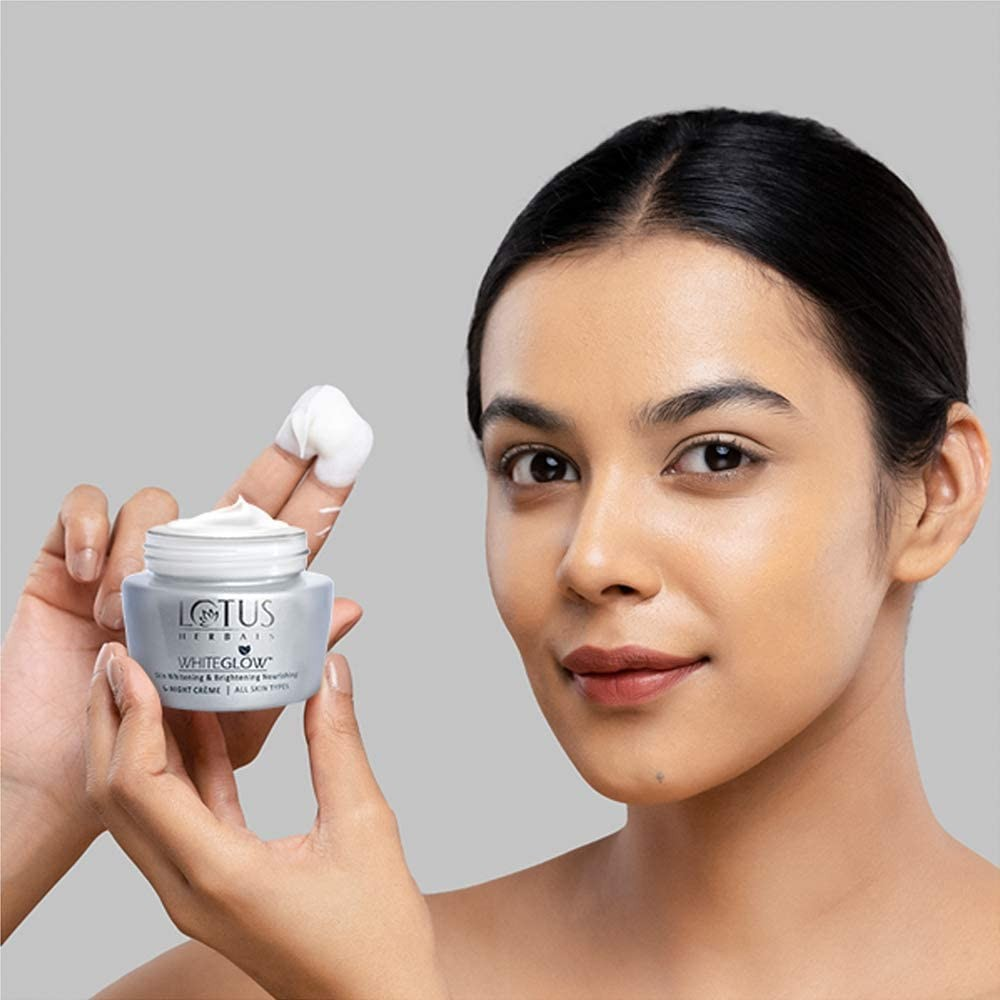 Lotus Herbals WHITEGLOW Skin Brightening & Nourishing Night Cream