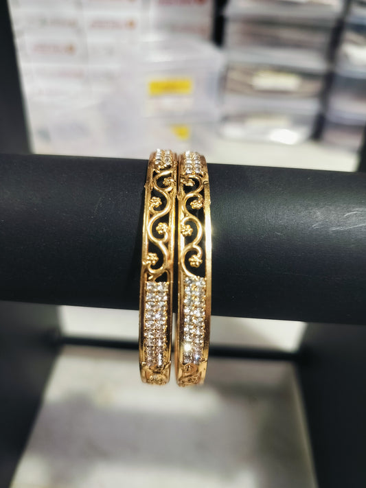 COVERING BANGLES