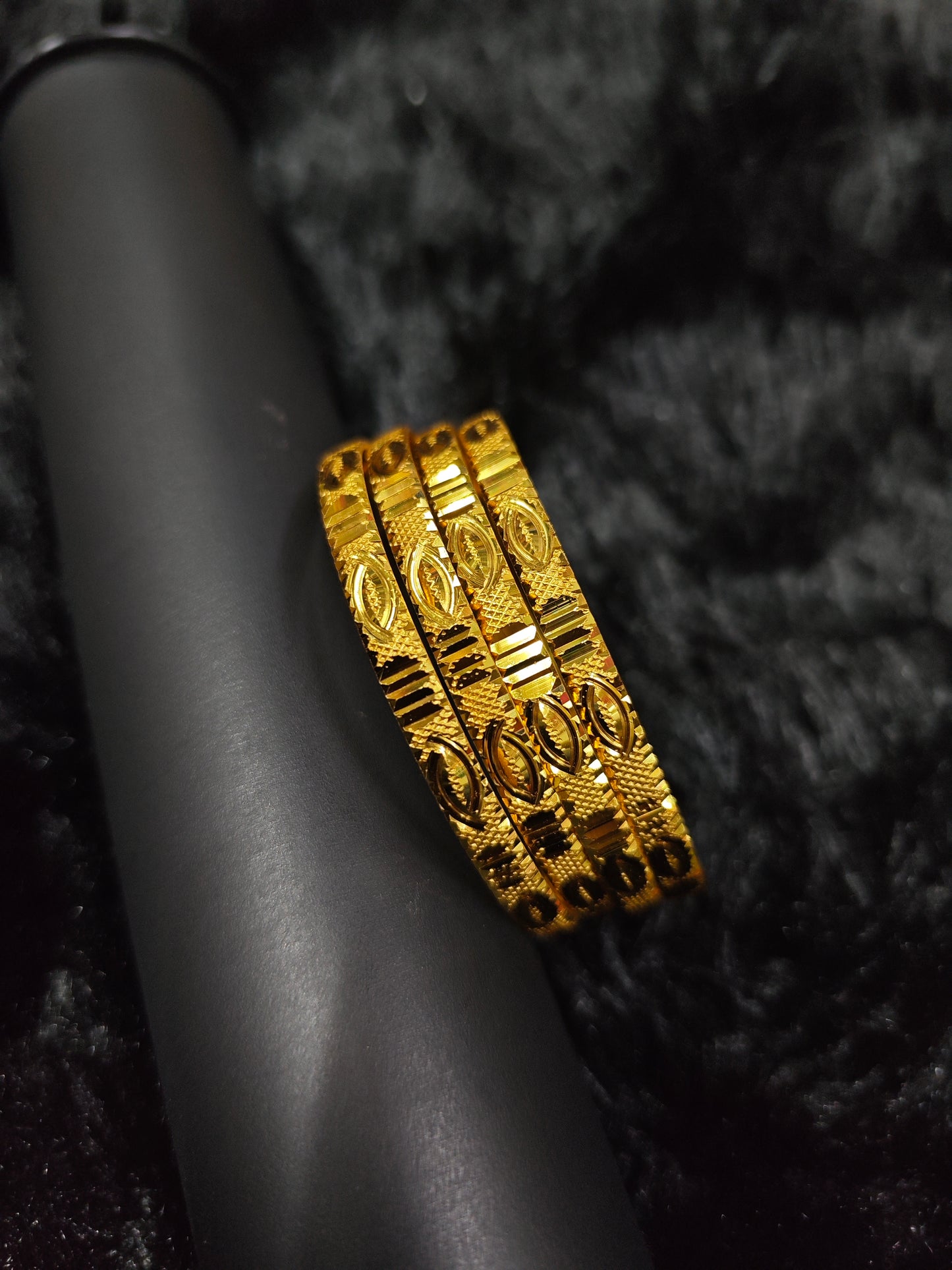 gold covering bangles 5290