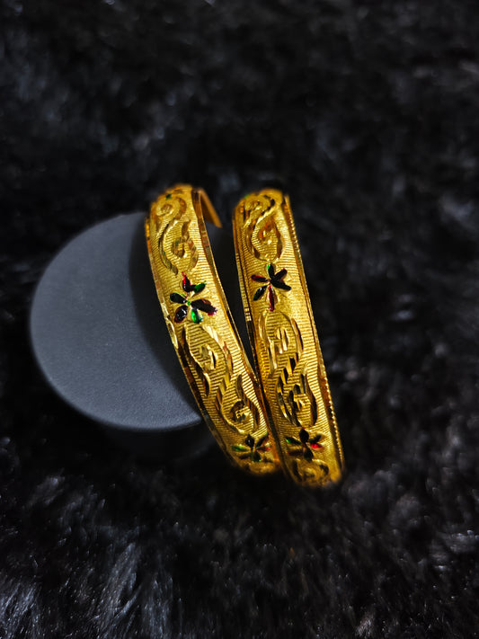 gold covering bangles 1900
