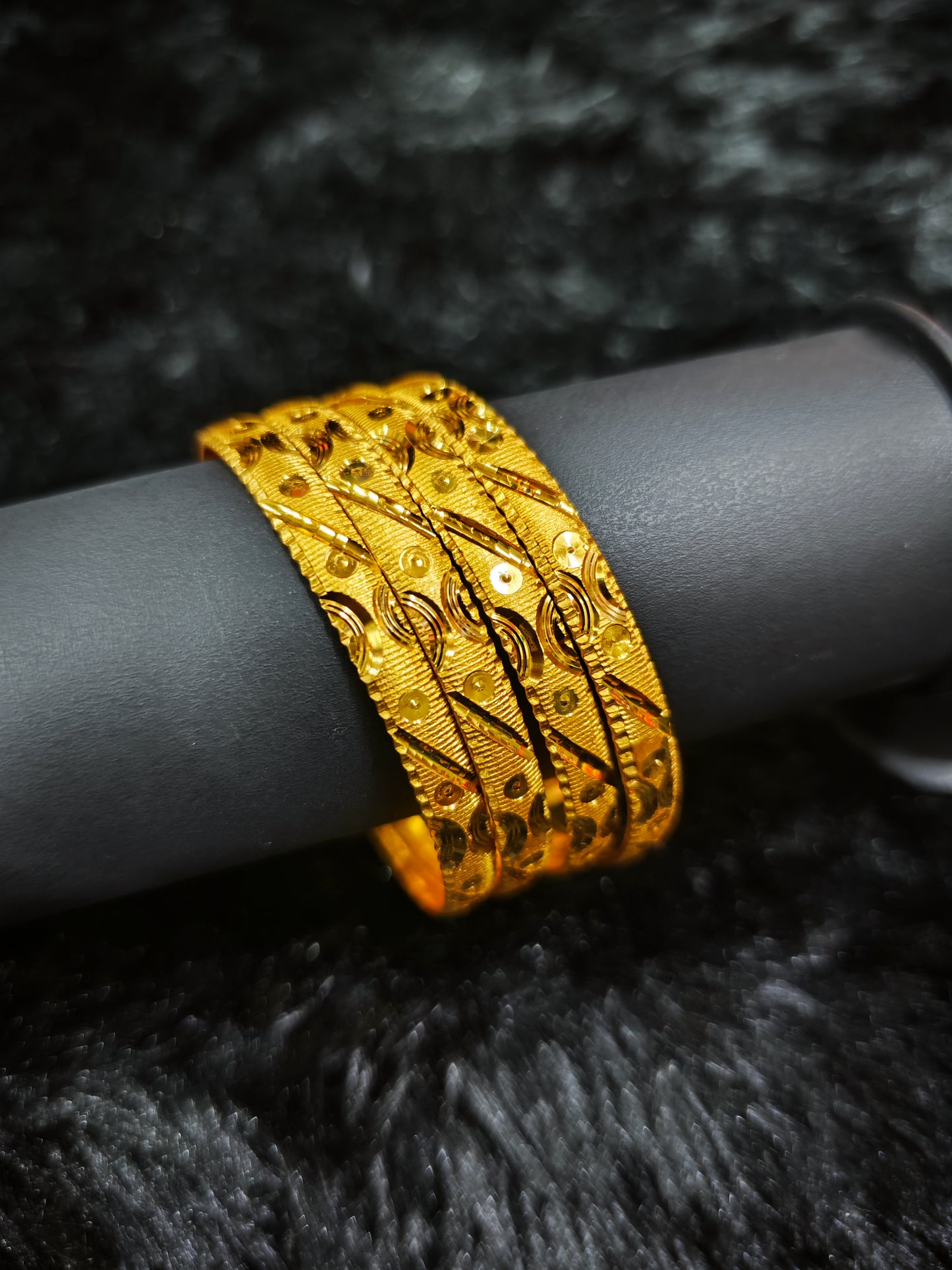 gold covering bangles 7030