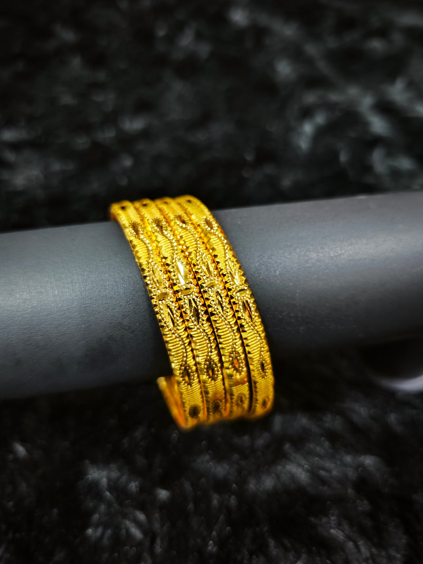 gold covering bangles 9051