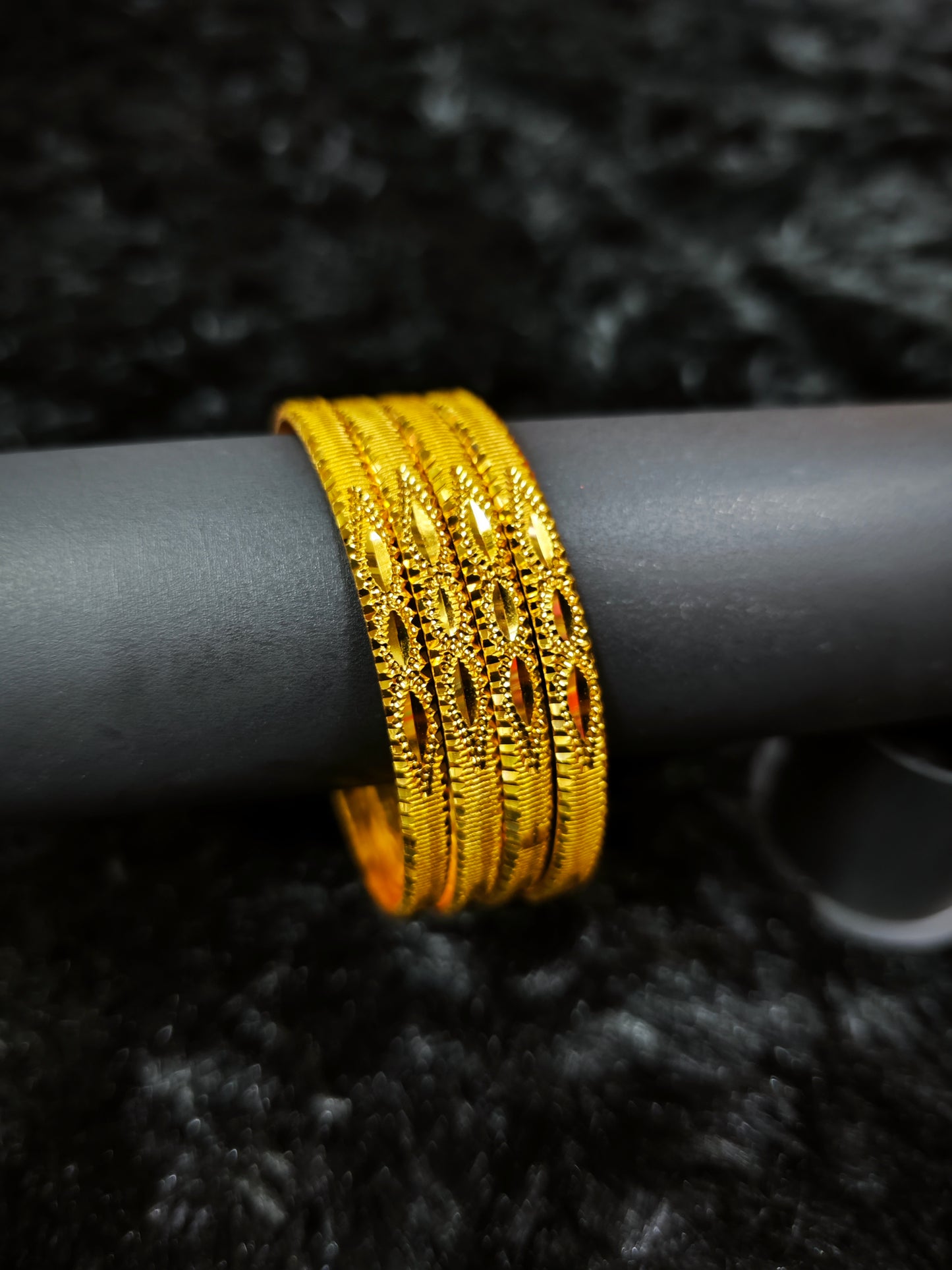 gold covering bangles 9051